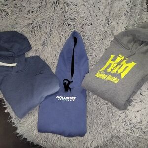 Hollister Blue Men's Sweater